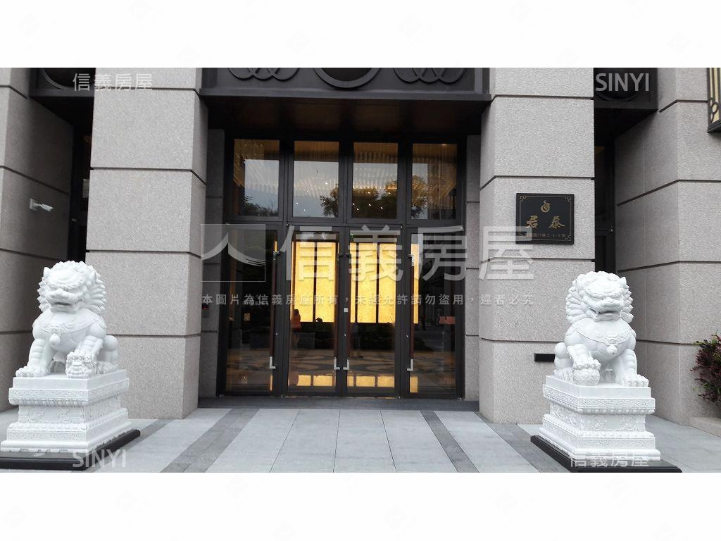 君泰面公園三房車位房屋室內格局與周邊環境