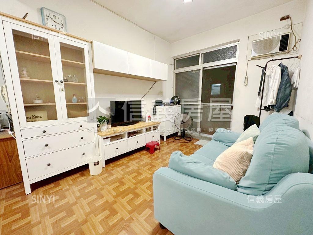 膝蓋救星方正明亮二樓房屋室內格局與周邊環境