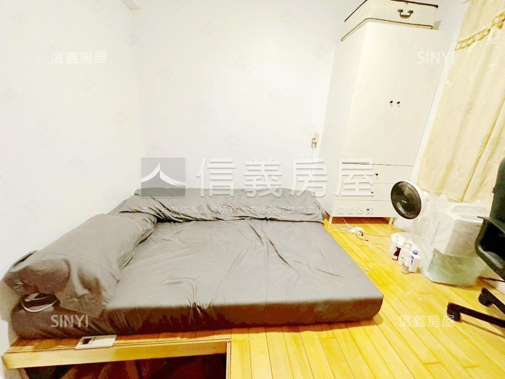 膝蓋救星方正明亮二樓房屋室內格局與周邊環境