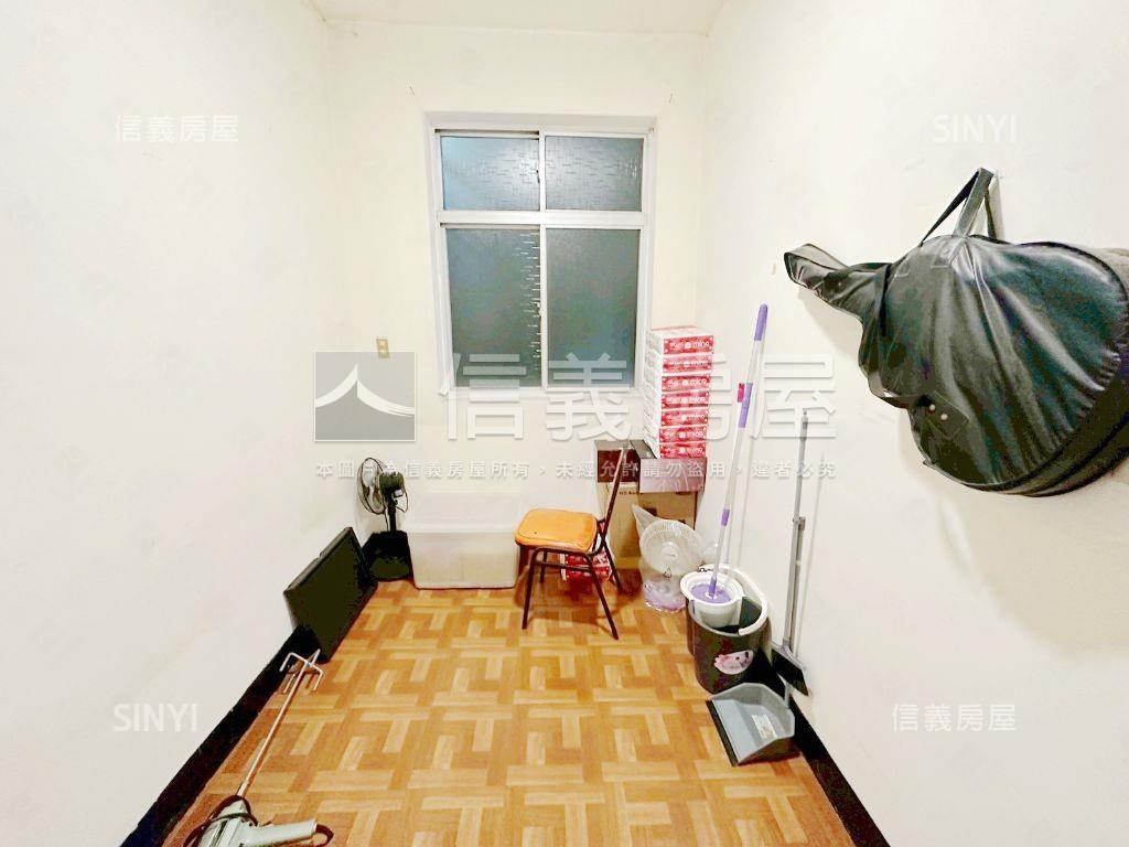 膝蓋救星方正明亮二樓房屋室內格局與周邊環境