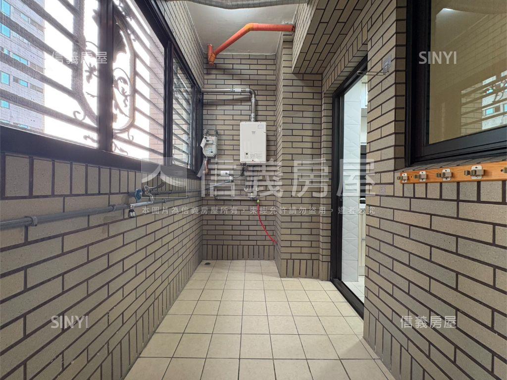 ★城上水美景觀三房車位房屋室內格局與周邊環境
