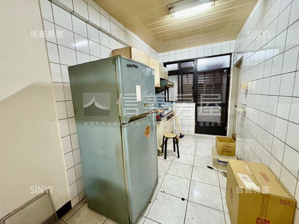 膝蓋救星五工低樓公寓首選房屋室內格局與周邊環境