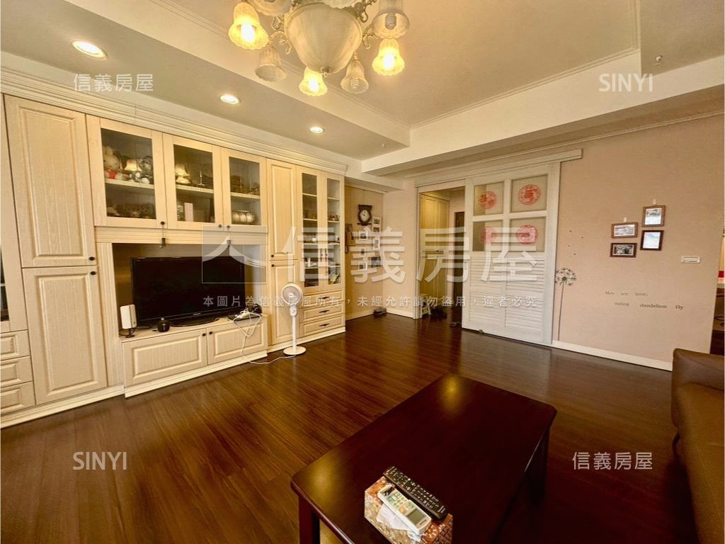 日安台北★景觀３房車位房屋室內格局與周邊環境