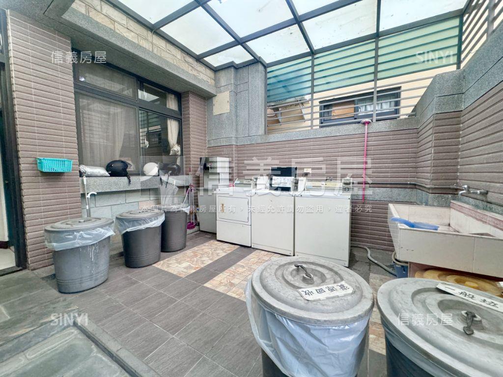 興大旁整棟加蓋電梯透套房屋室內格局與周邊環境
