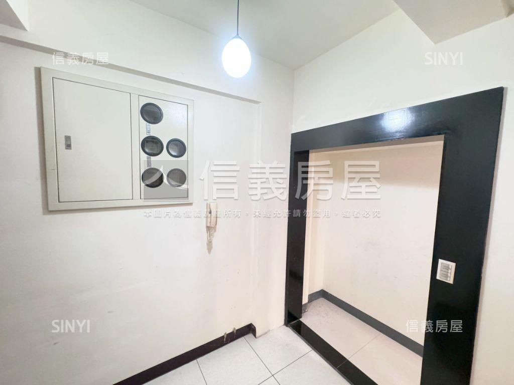 興大旁整棟加蓋電梯透套房屋室內格局與周邊環境