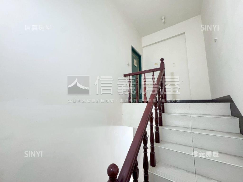 興大旁整棟加蓋電梯透套房屋室內格局與周邊環境