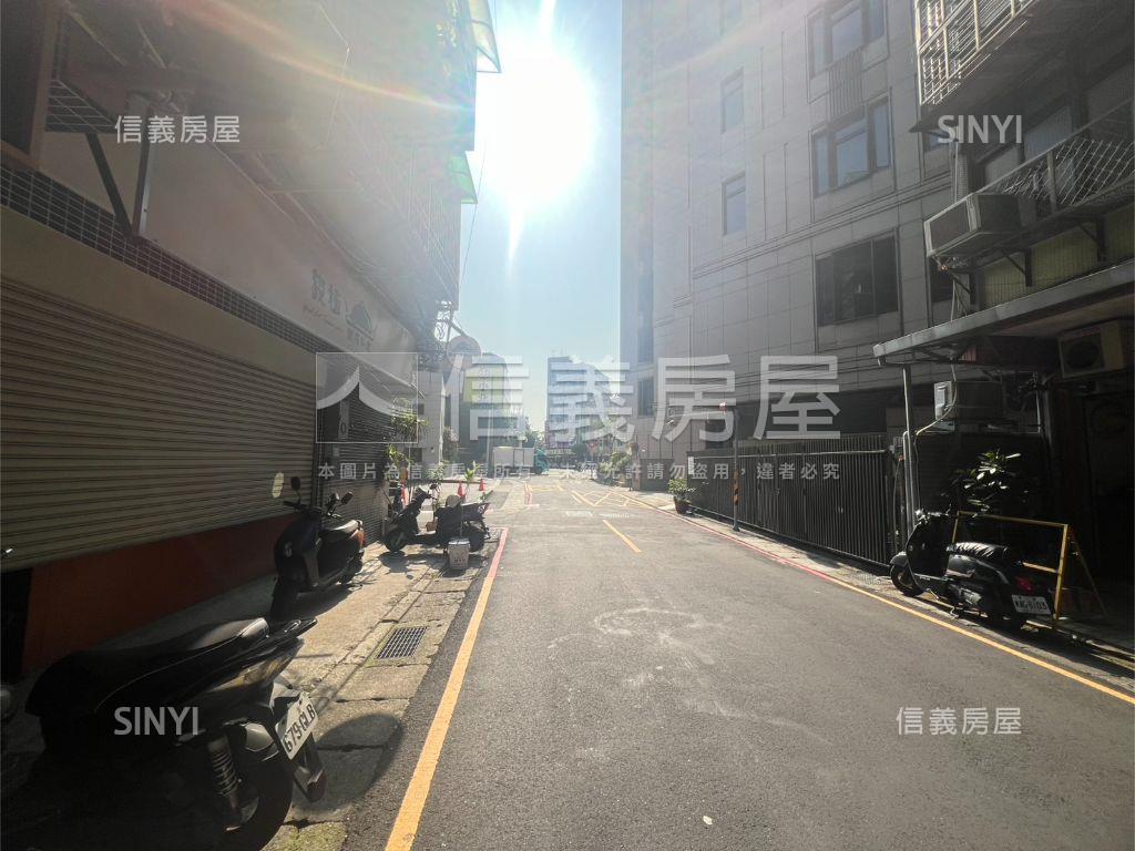 ．推薦金店邊間一樓房屋室內格局與周邊環境