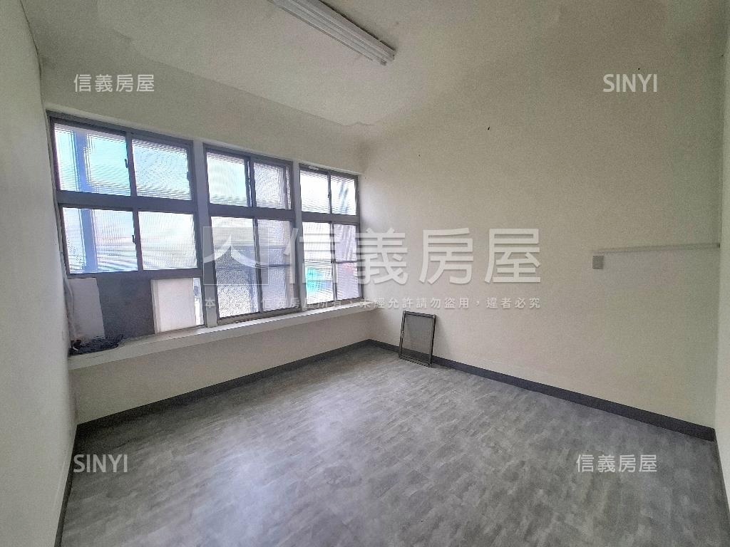 新堀江林森正路金透店房屋室內格局與周邊環境