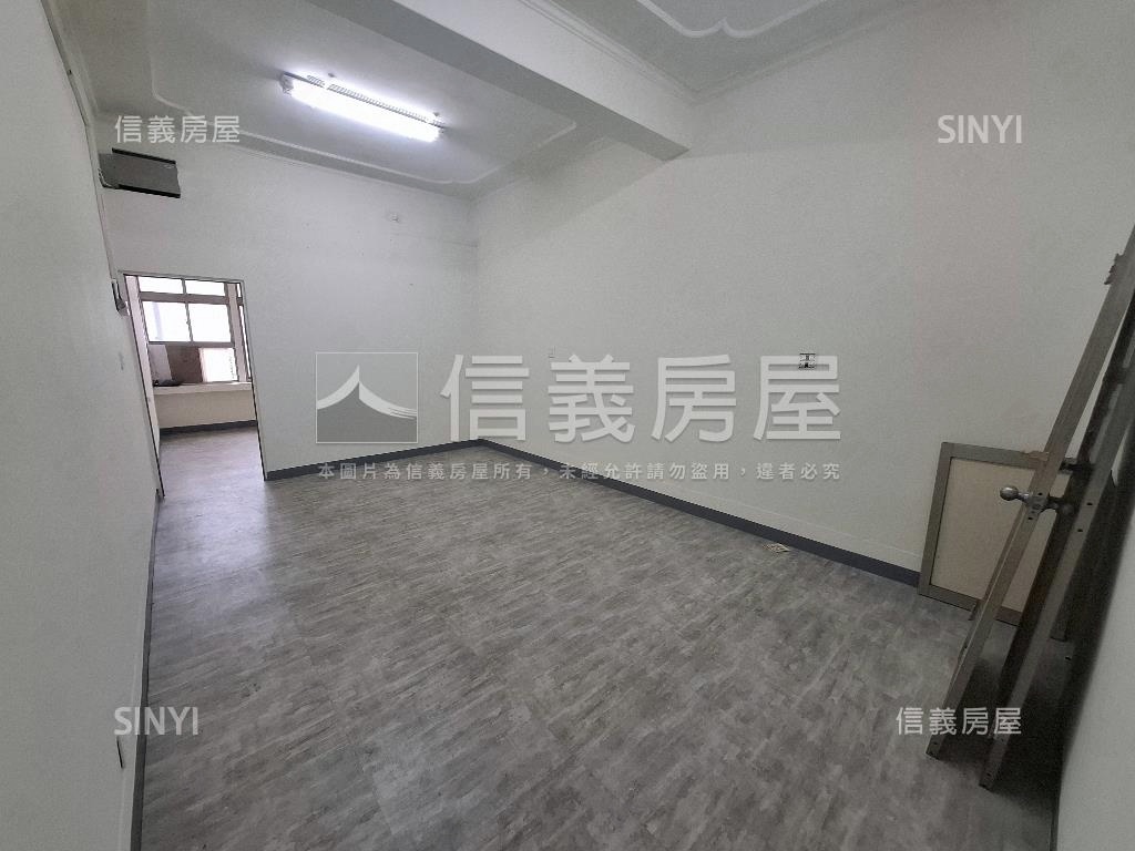 新堀江林森正路金透店房屋室內格局與周邊環境