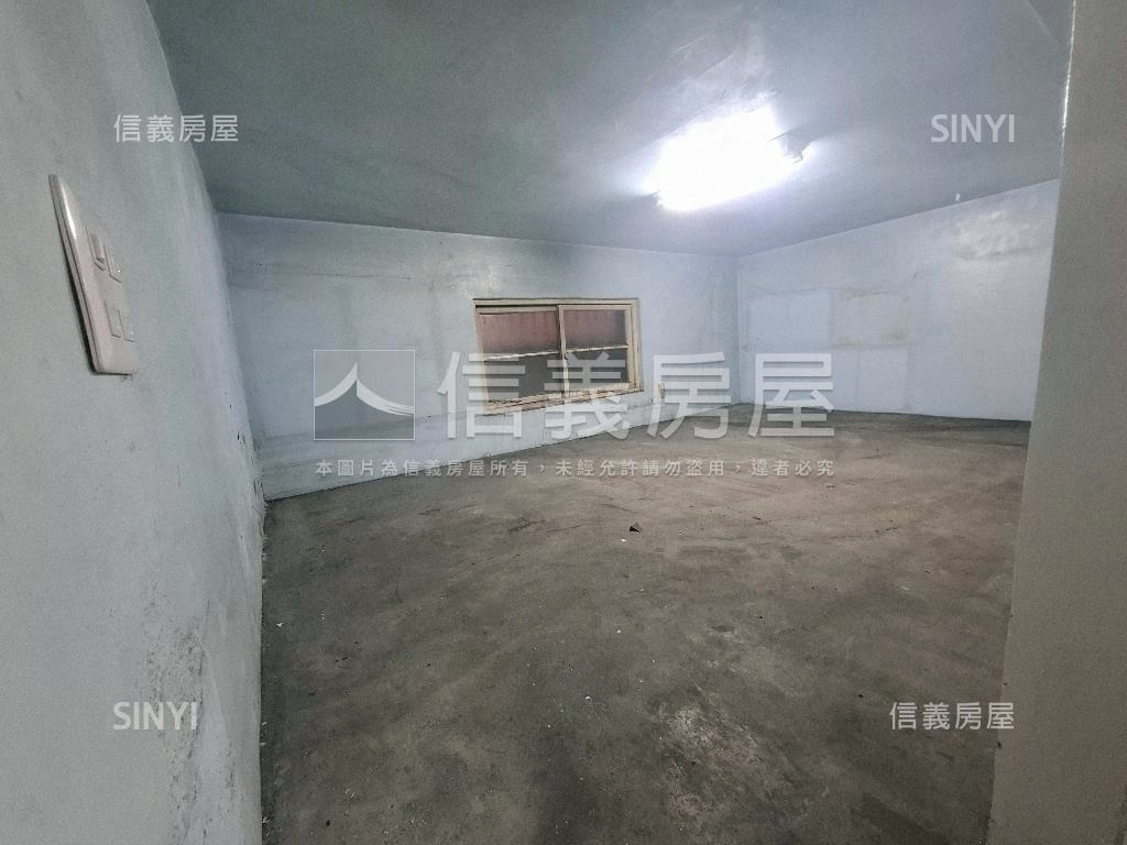 新堀江林森正路金透店房屋室內格局與周邊環境