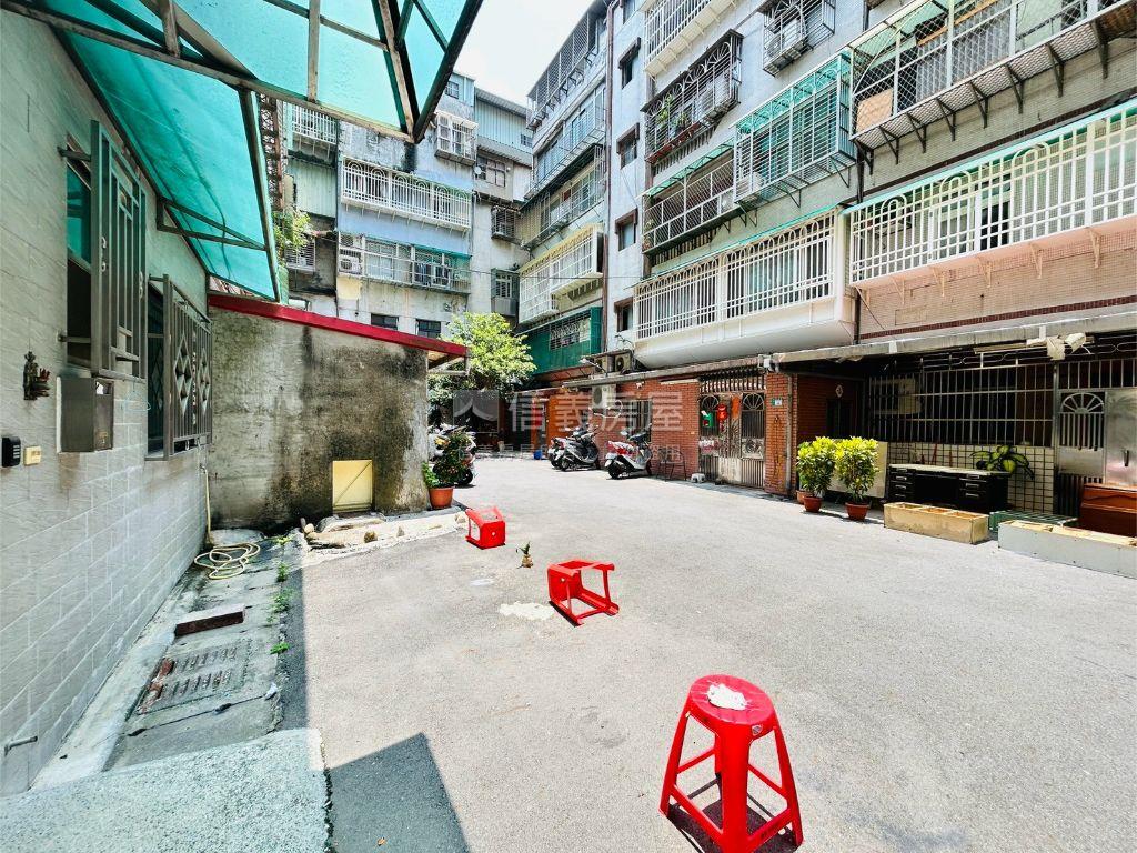 ★稀有公寓一樓使用空間大房屋室內格局與周邊環境