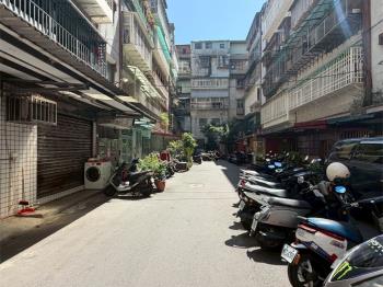 ★稀有公寓一樓！！