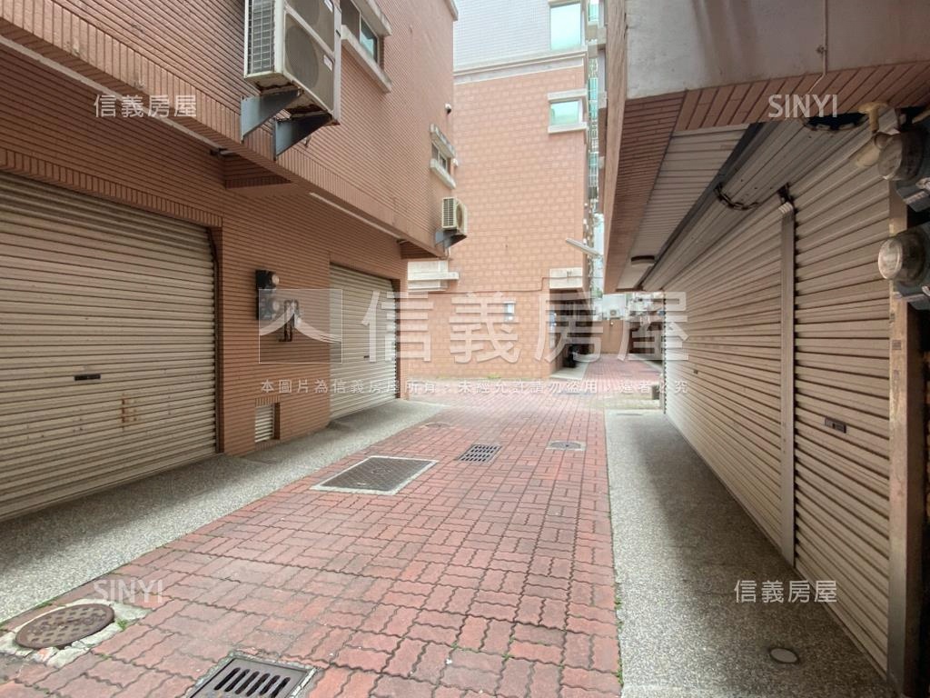 皇龍太學庭院自成景雙車墅房屋室內格局與周邊環境