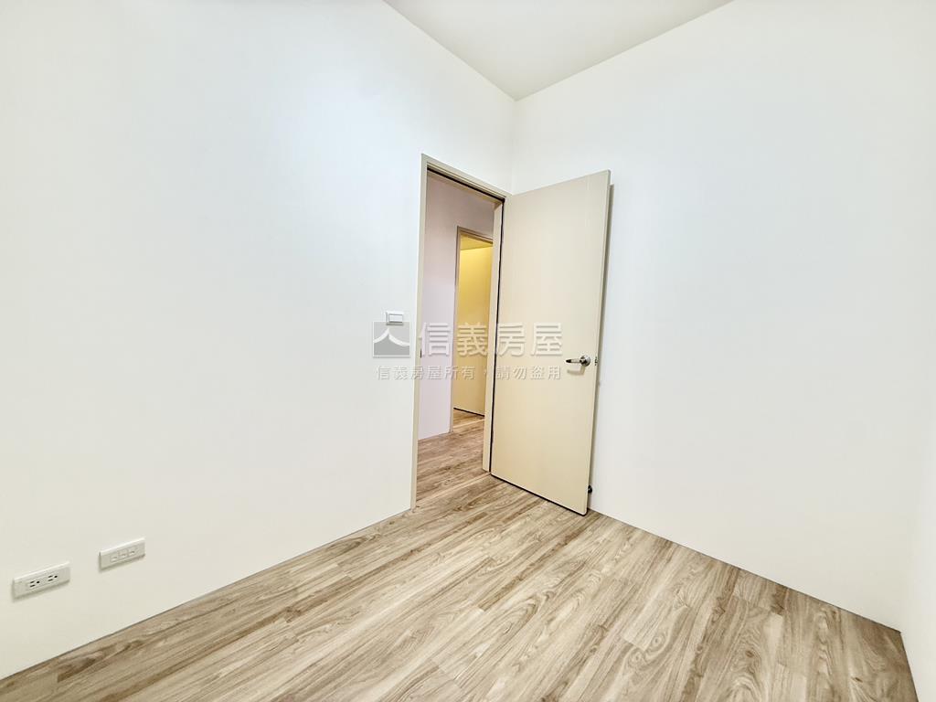 近未來捷運站低總價三房房屋室內格局與周邊環境