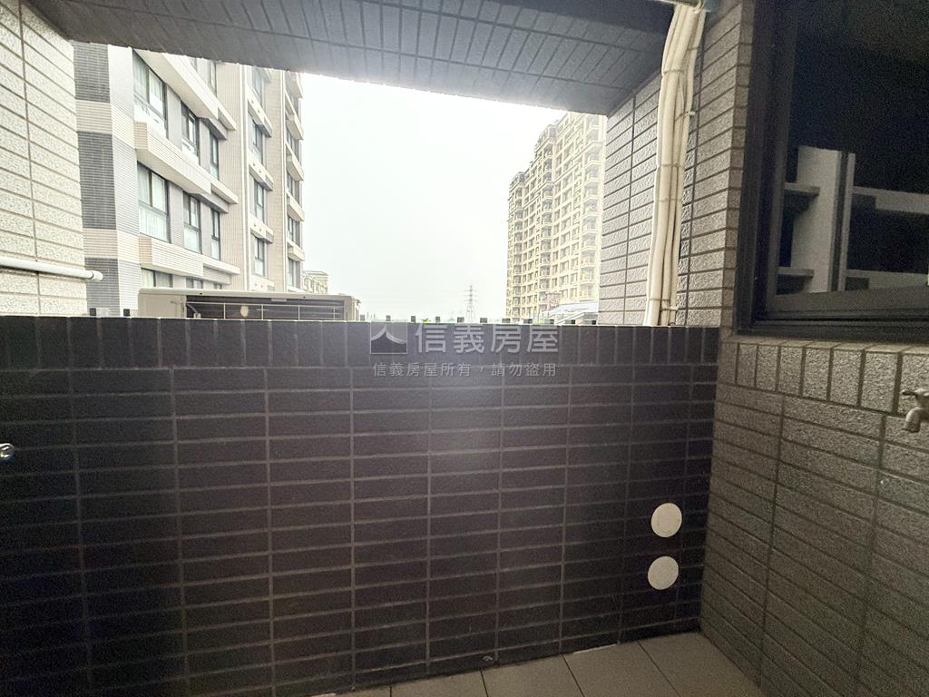 近未來捷運站低總價三房房屋室內格局與周邊環境