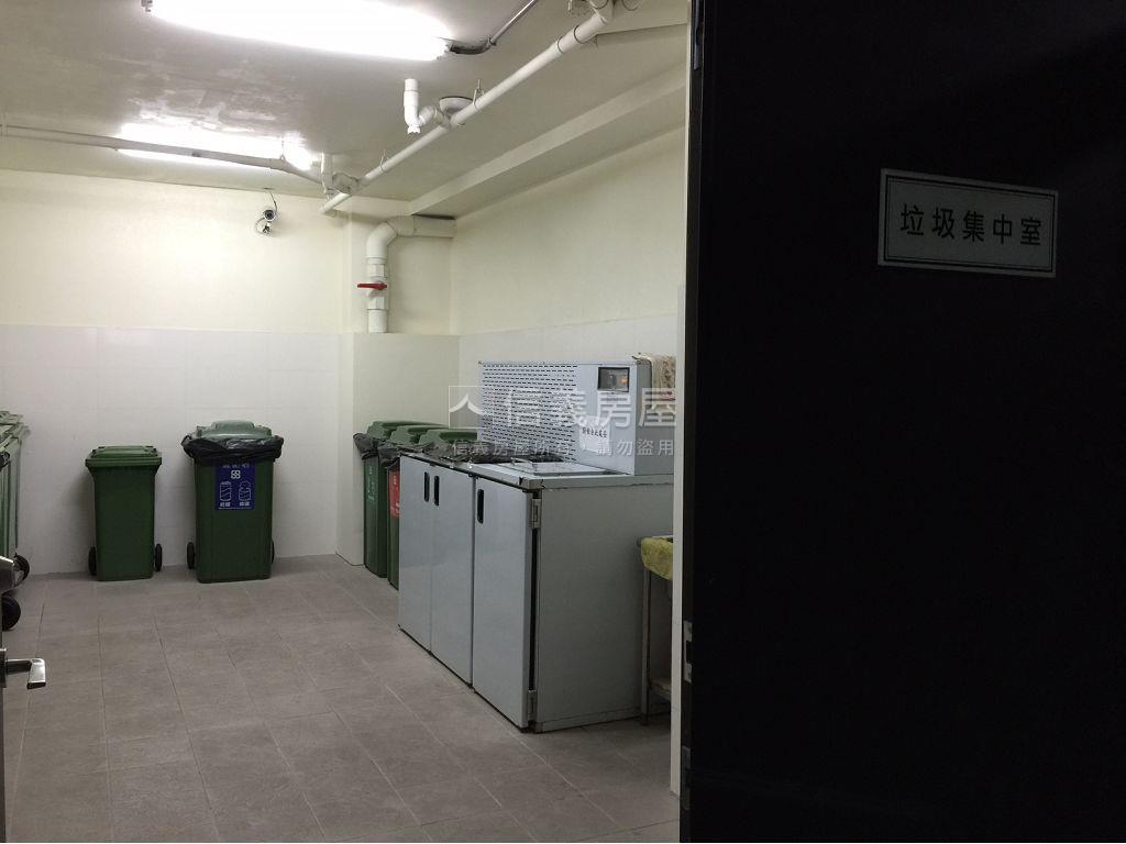 近未來捷運站低總價三房房屋室內格局與周邊環境
