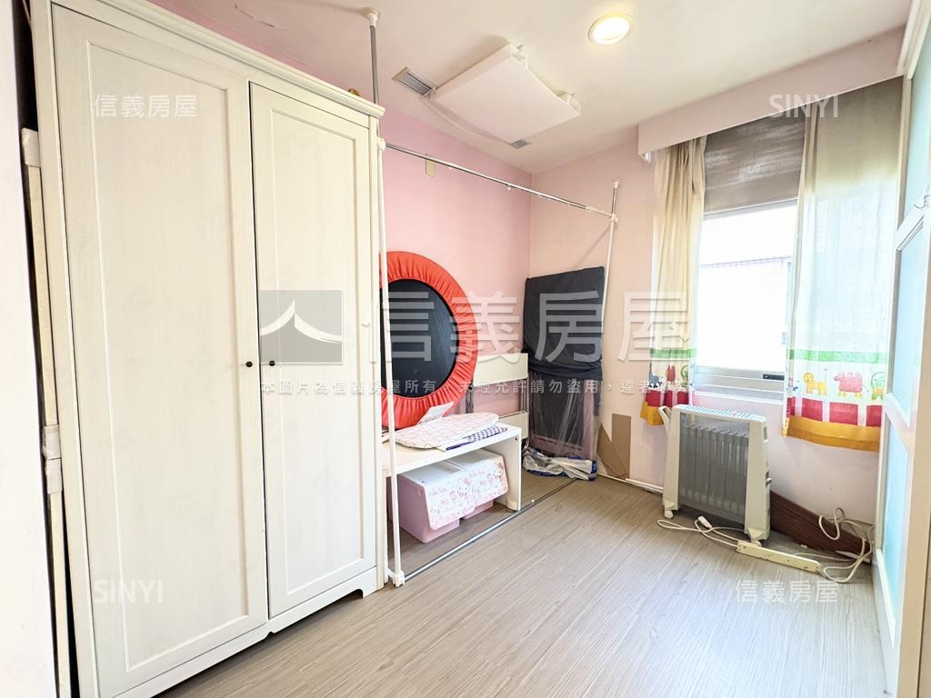 二期標準品麗都三房車位房屋室內格局與周邊環境