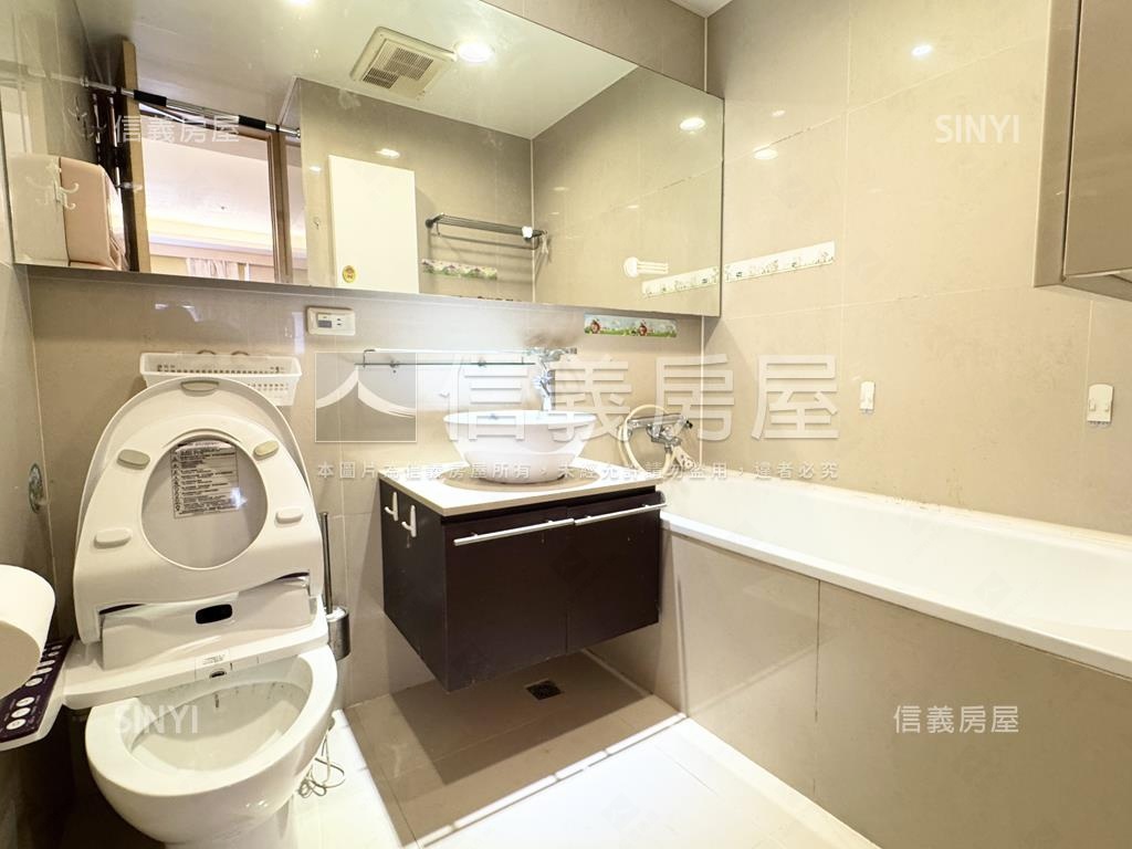 二期標準品麗都三房車位房屋室內格局與周邊環境