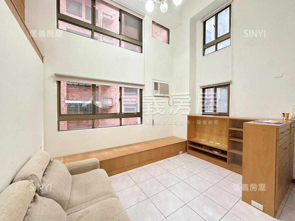 ａ８台北華府房屋室內格局與周邊環境