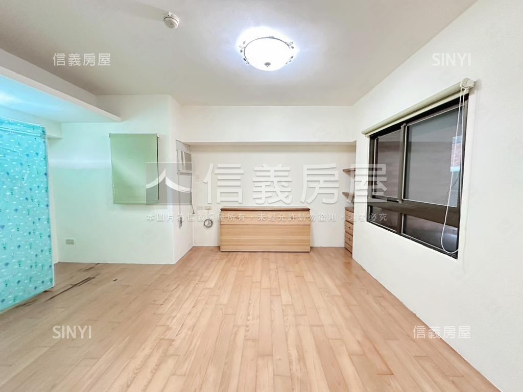 ａ８台北華府房屋室內格局與周邊環境