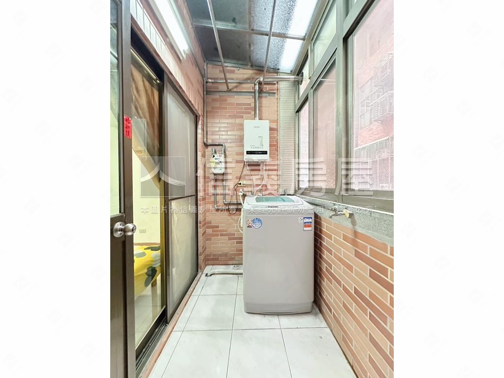 ａ８台北華府房屋室內格局與周邊環境