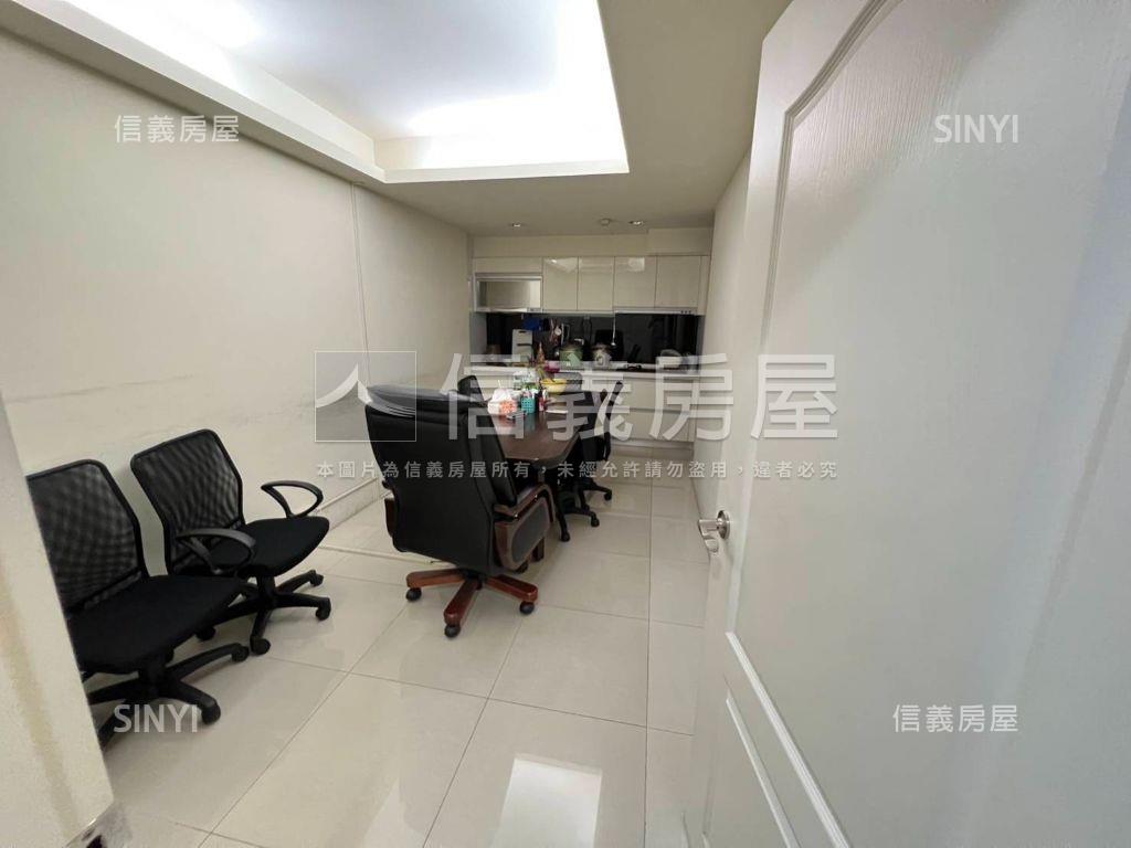 大氣！晴川岸近河畔金店面房屋室內格局與周邊環境