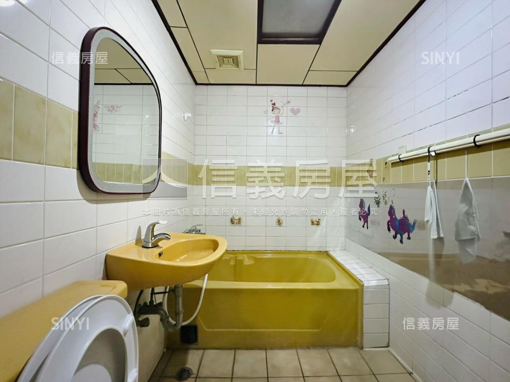 樹德約１２米路吃市透店房屋室內格局與周邊環境