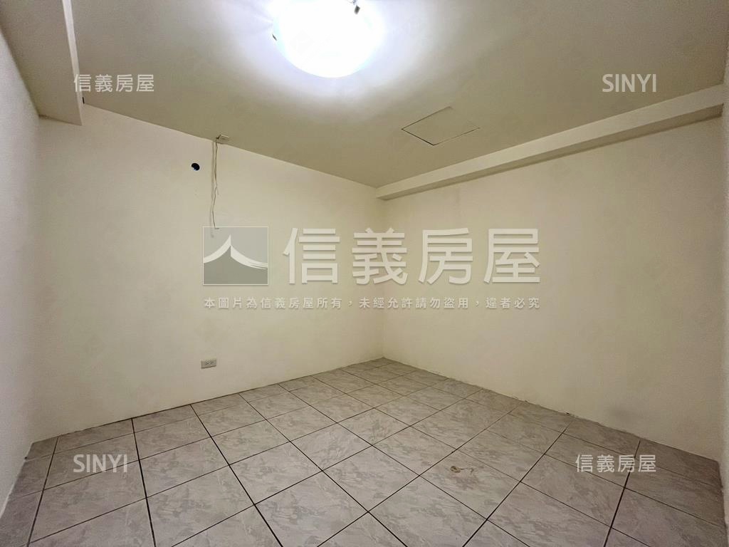 板橋京都景觀三房房屋室內格局與周邊環境