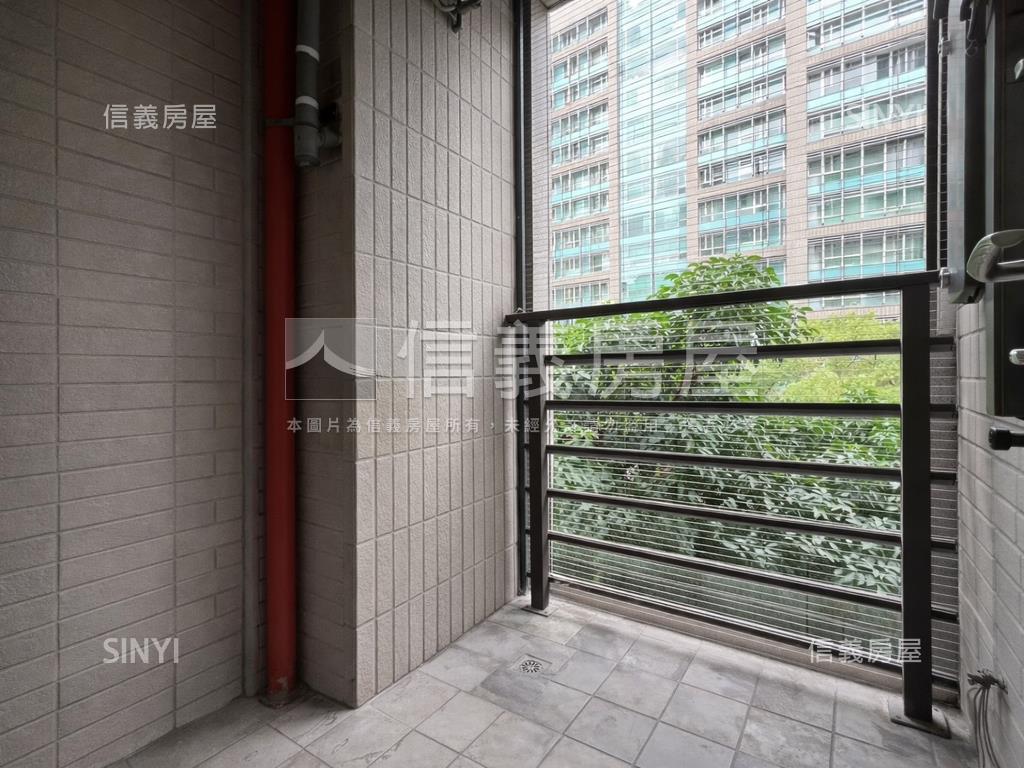 稀有米勒２房裝潢捷運宅房屋室內格局與周邊環境