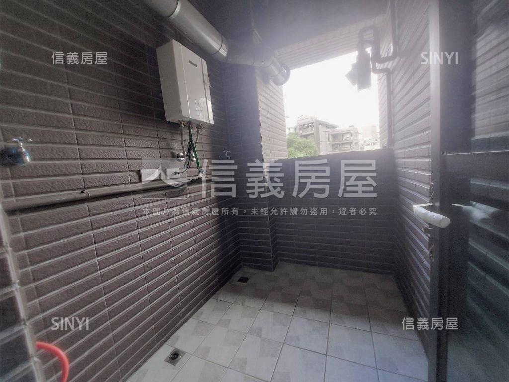 水湳文青硯二房平車房屋室內格局與周邊環境