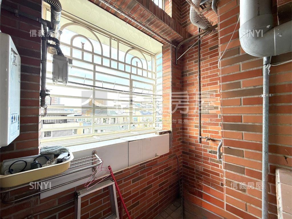 綠光◆晴光設計四房房屋室內格局與周邊環境