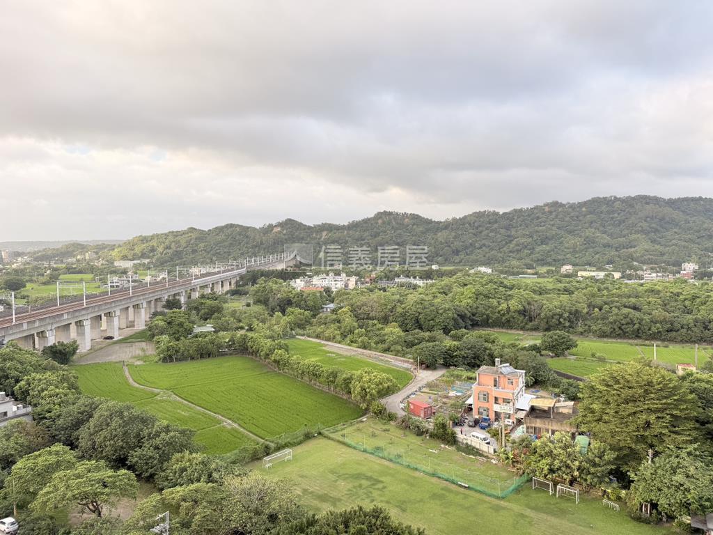 璞遇外棟高樓山景視野三房房屋室內格局與周邊環境