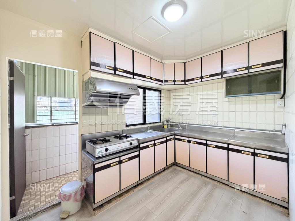 三重國小站靜巷邊間美寓房屋室內格局與周邊環境