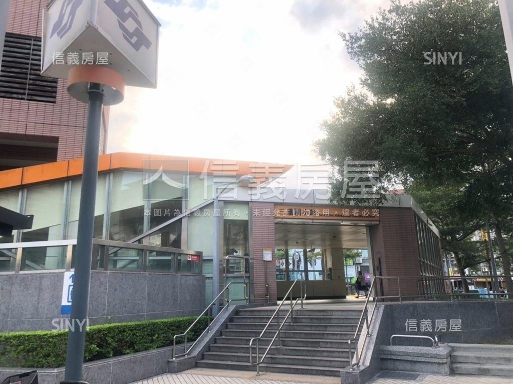 近三和夜市商用一樓房屋室內格局與周邊環境