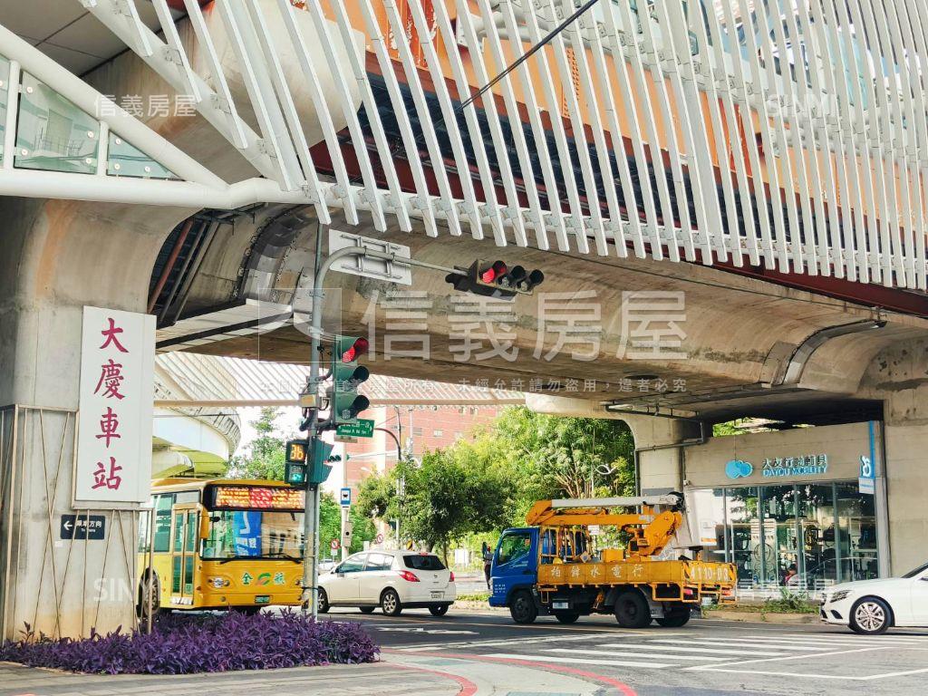 復興路稀有三層樓店附車位房屋室內格局與周邊環境