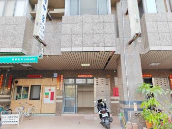 復興路稀有三層樓店附車位