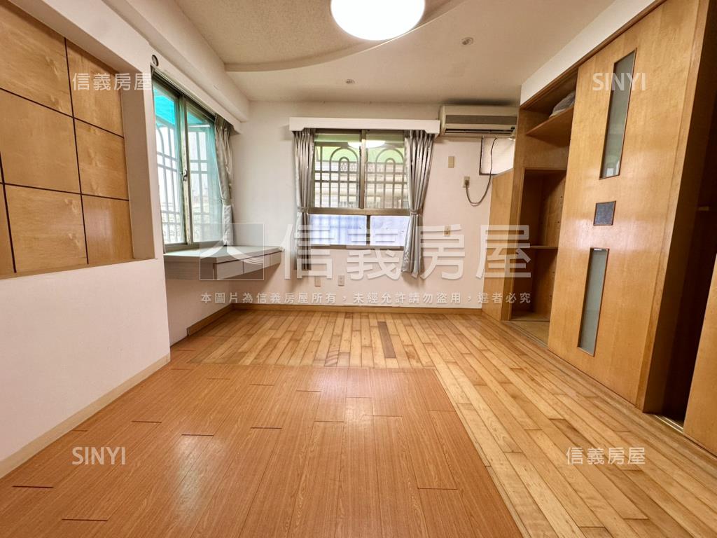 東區崇善八街露臺三房平車房屋室內格局與周邊環境