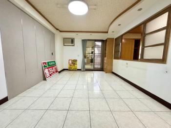 東區崇善八街露臺三房平車