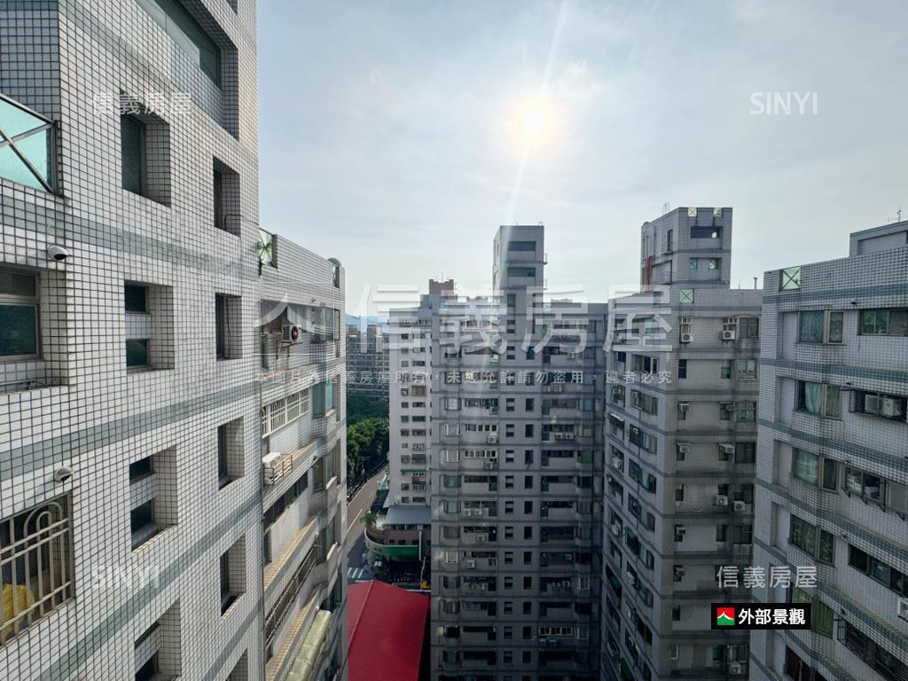 中國海高樓套房車位房屋室內格局與周邊環境