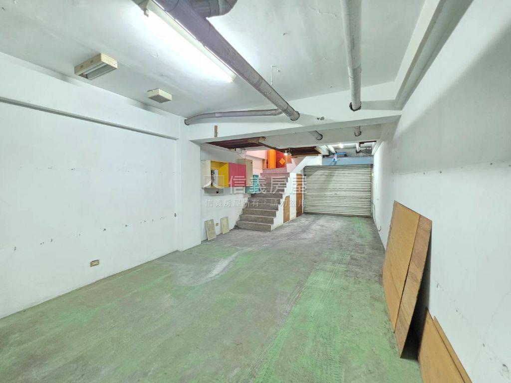 七期市政路黃金透天店面房屋室內格局與周邊環境