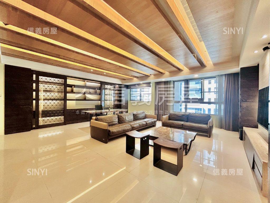 百達富裔裝潢秋紅谷視野房屋室內格局與周邊環境