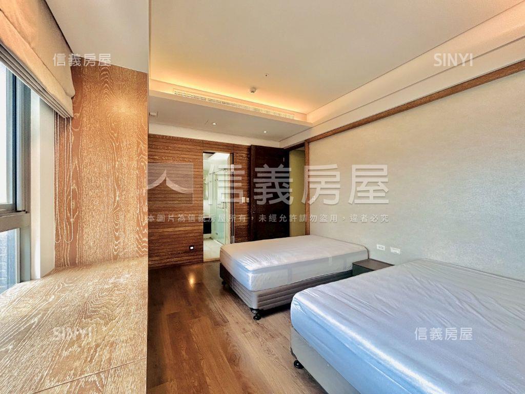 百達富裔裝潢秋紅谷視野房屋室內格局與周邊環境