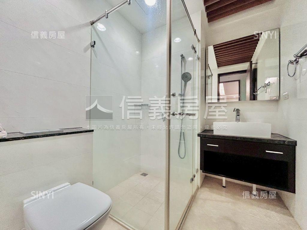 百達富裔裝潢秋紅谷視野房屋室內格局與周邊環境