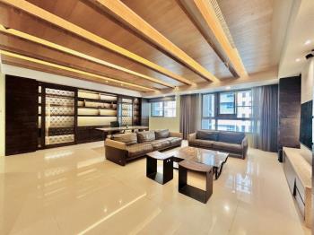 百達富裔裝潢秋紅谷視野