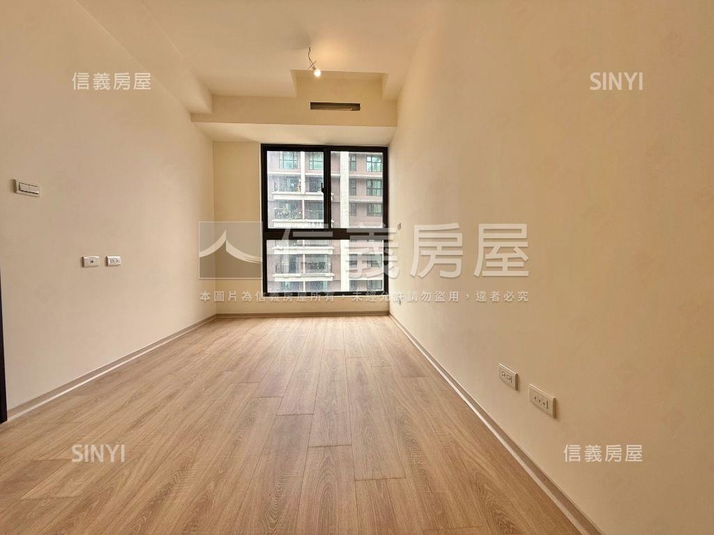 鴻承寫森兩房有車位房屋室內格局與周邊環境