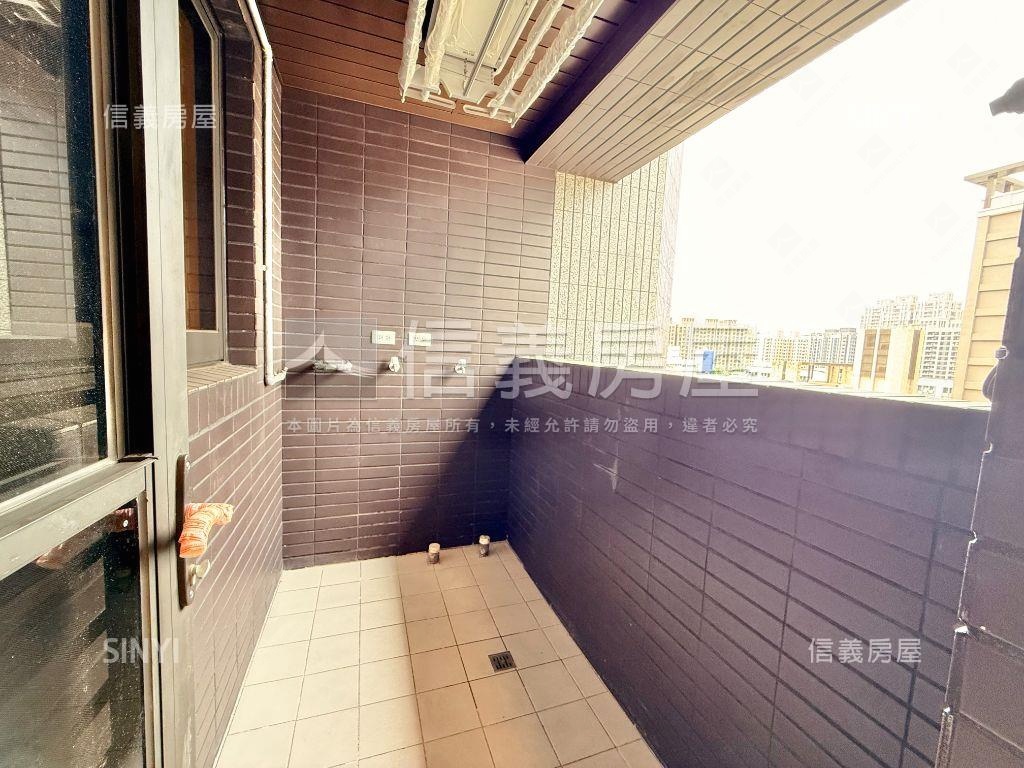 鴻承寫森兩房有車位房屋室內格局與周邊環境
