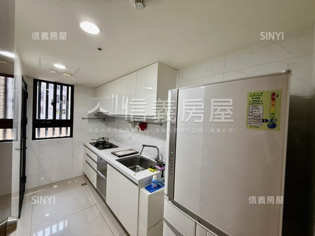 東方明珠．稀有戶別２房房屋室內格局與周邊環境