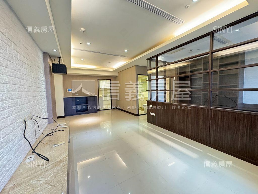 店長推薦一品苑電梯三房房屋室內格局與周邊環境