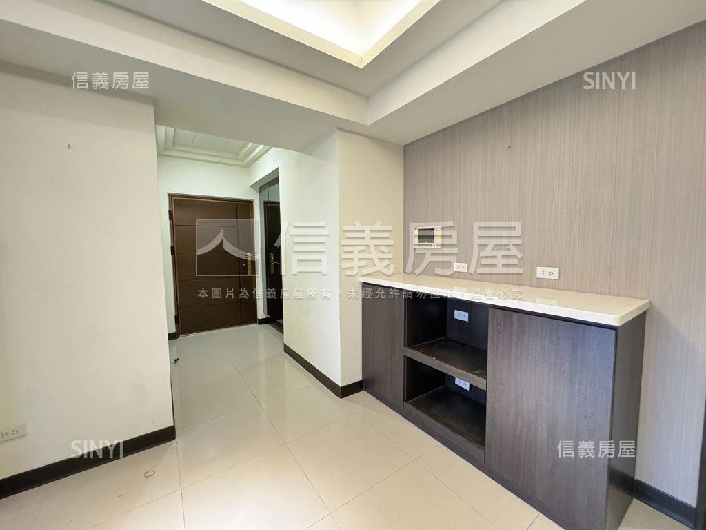 店長推薦一品苑電梯三房房屋室內格局與周邊環境