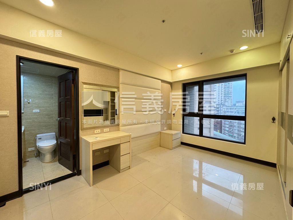 店長推薦一品苑電梯三房房屋室內格局與周邊環境